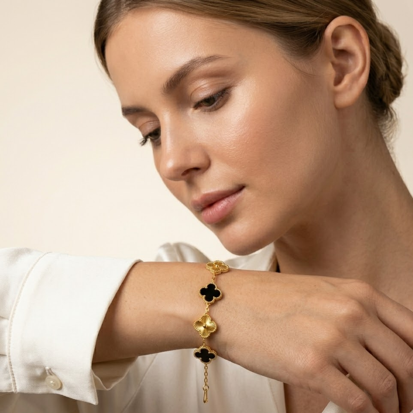 Midnight Clover Anti Tarnish Bracelet