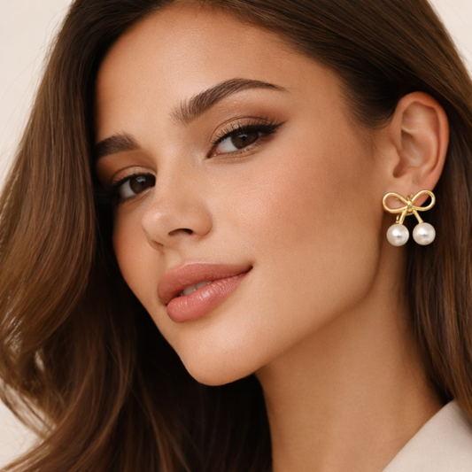 Bow Pearl Earring