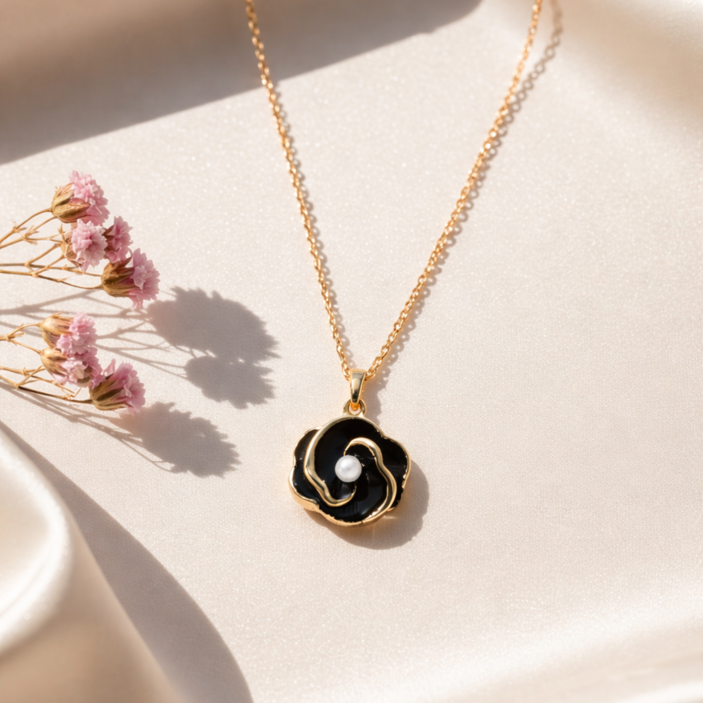 18k Gold Plated Noir Muse Necklace