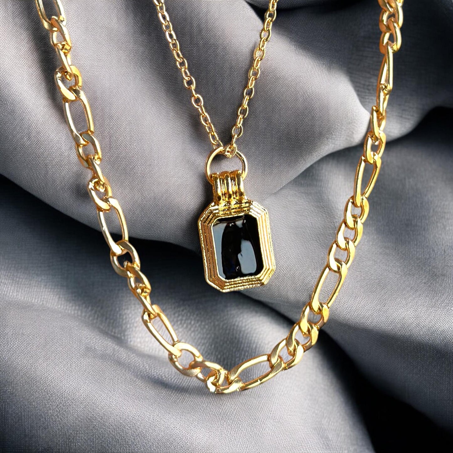 Gold Double Layered Black Square Pendant Necklace