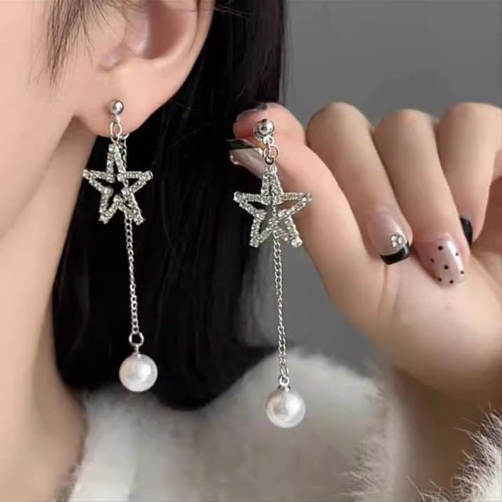 Twinkle Star Danglers Earring