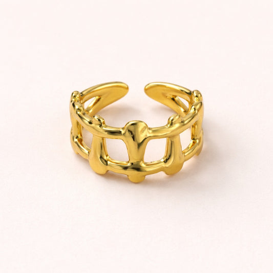 18k Gold Plated Lueur Twist Ring