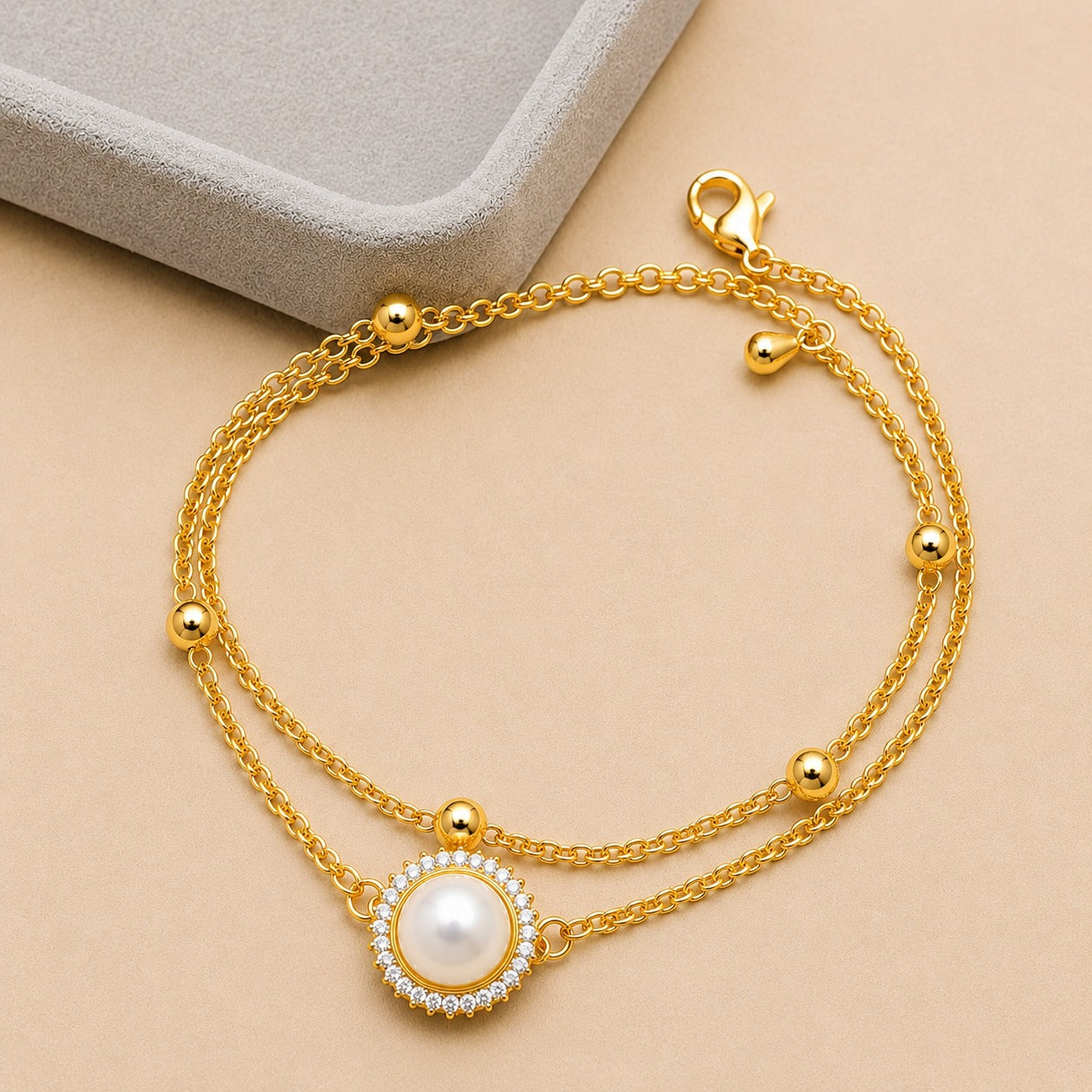 18K Gold Plated Celeste Pearl Chain Bracelet