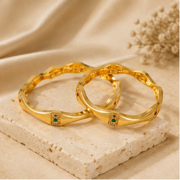 18k Maharani Grace Bangle ( Size2.4, 2.6 ,2.8 )