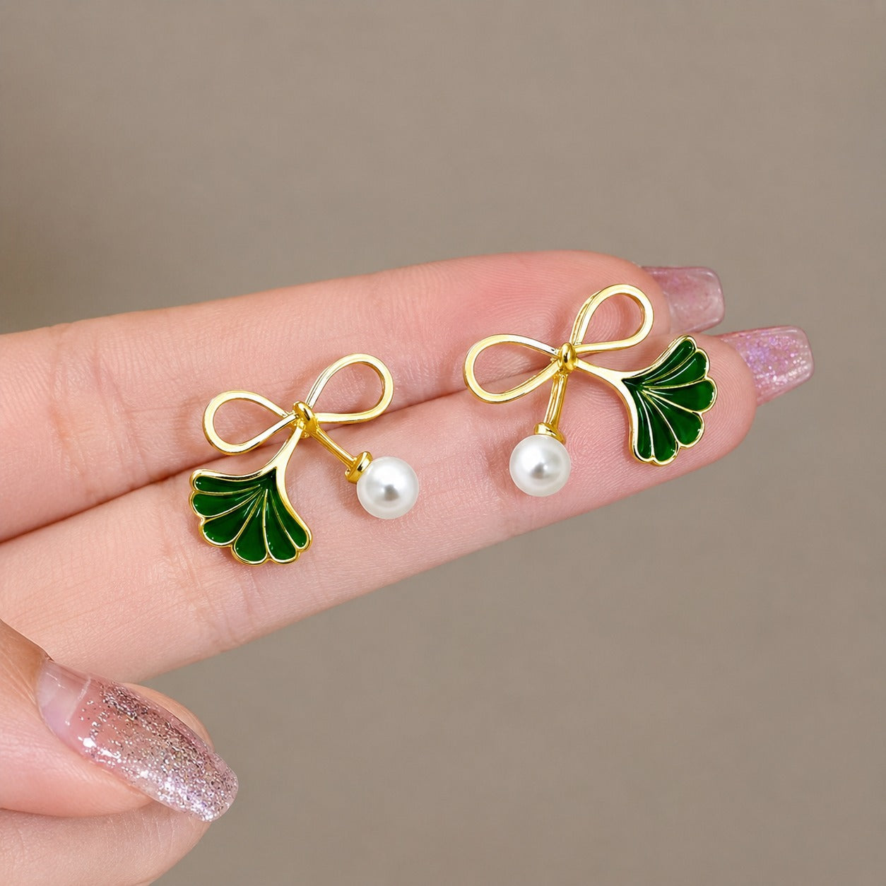 Pearl & Emerald Ribbon Earrings
