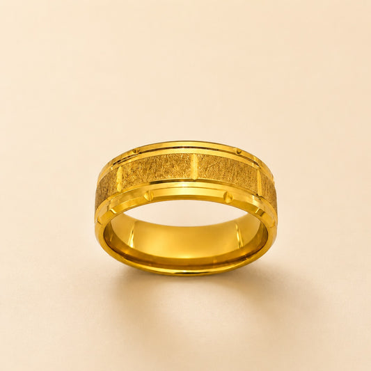 Men - Golden Majesty Textured Band Ring