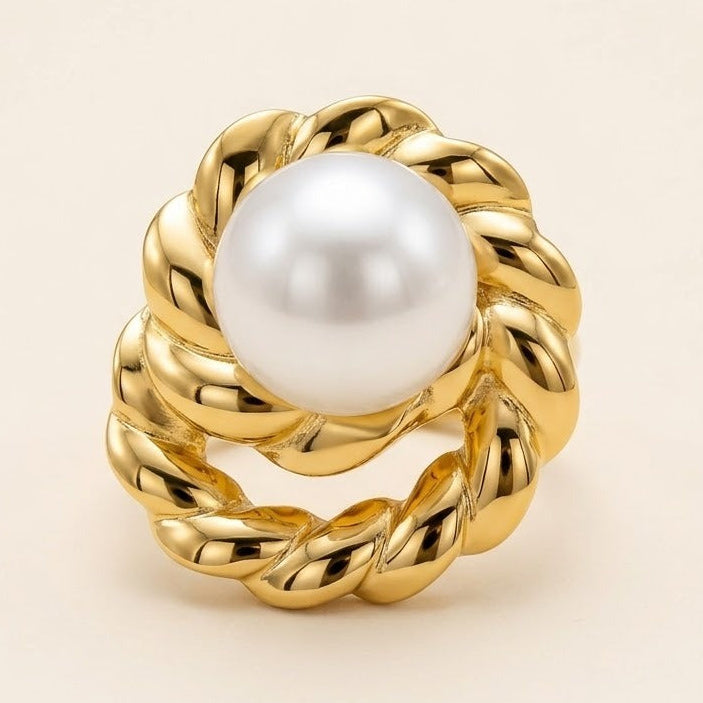 18K Gold Plated Pearl Majesty Gold Ring
