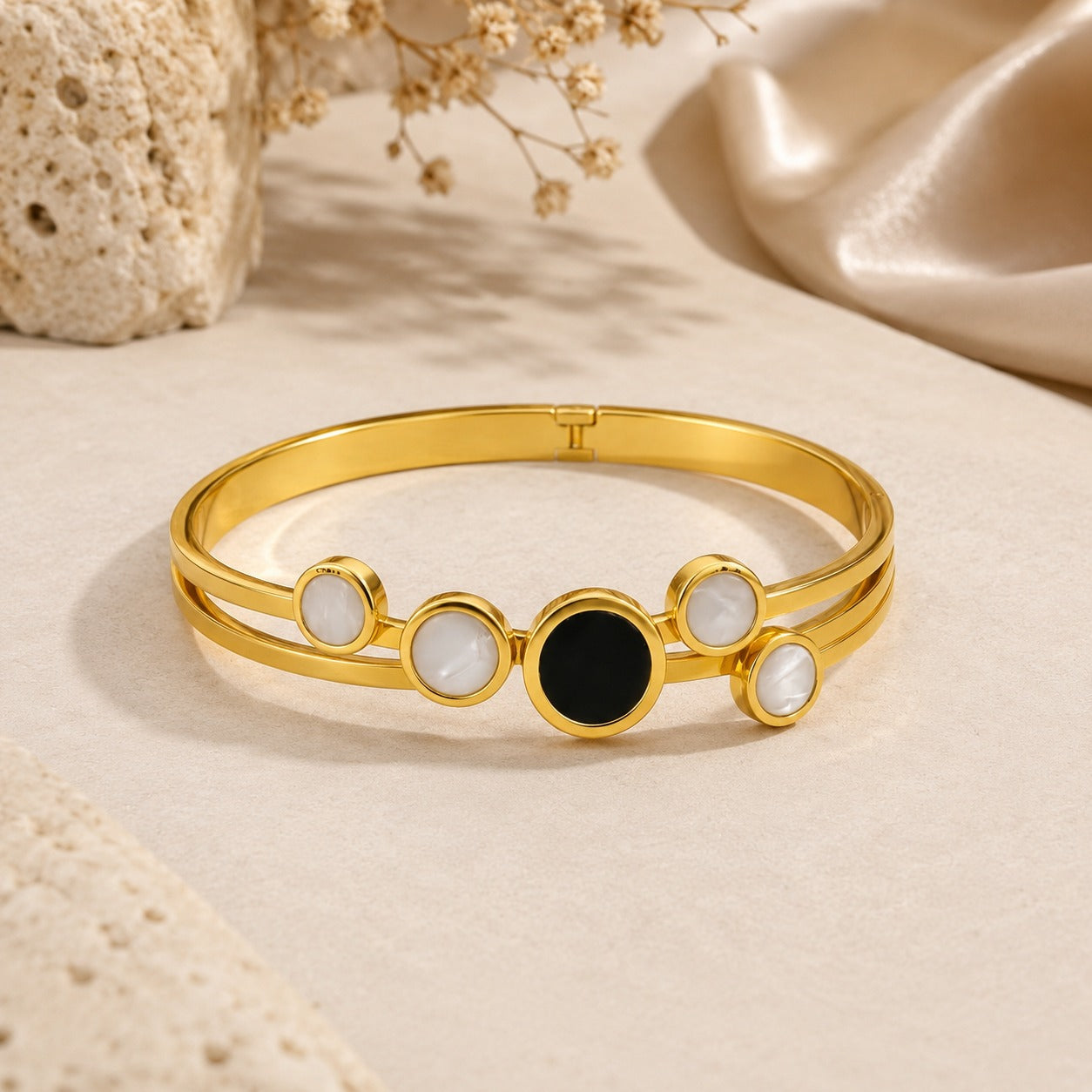 18K Gold Plated Elara Midnight Glow Bracelet