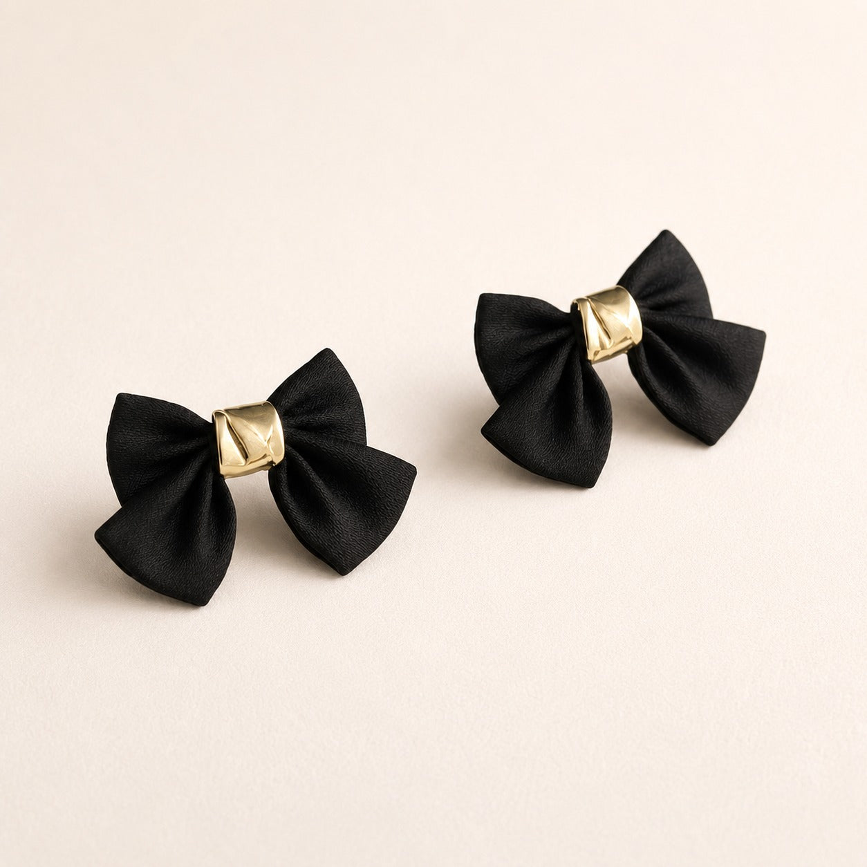 Belle Bow Earrings