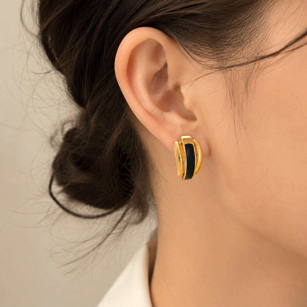 18K Gold Plated Black Enamel Gold Hoop Studs Earring