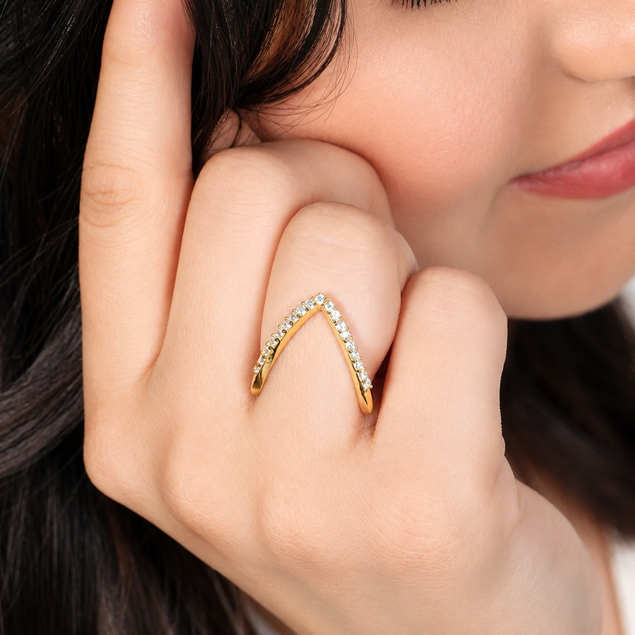 Sparkling Chevron Ring