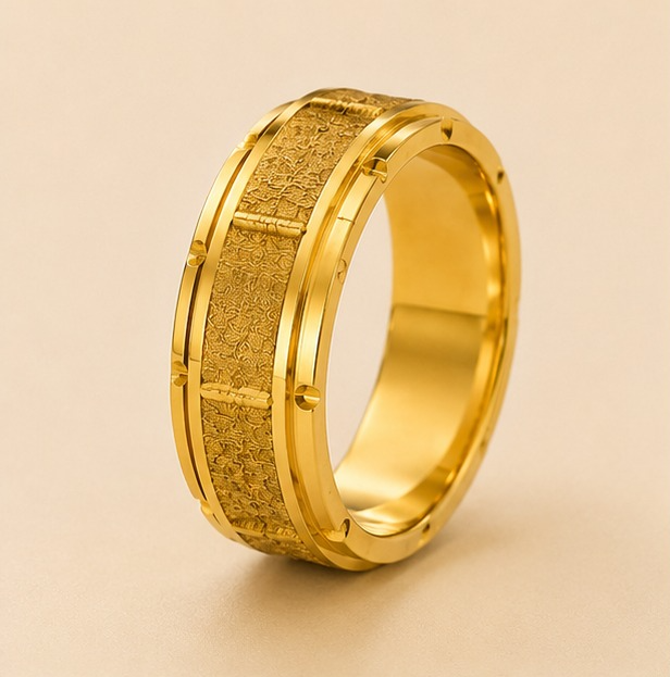 Men - Golden Majesty Textured Band Ring