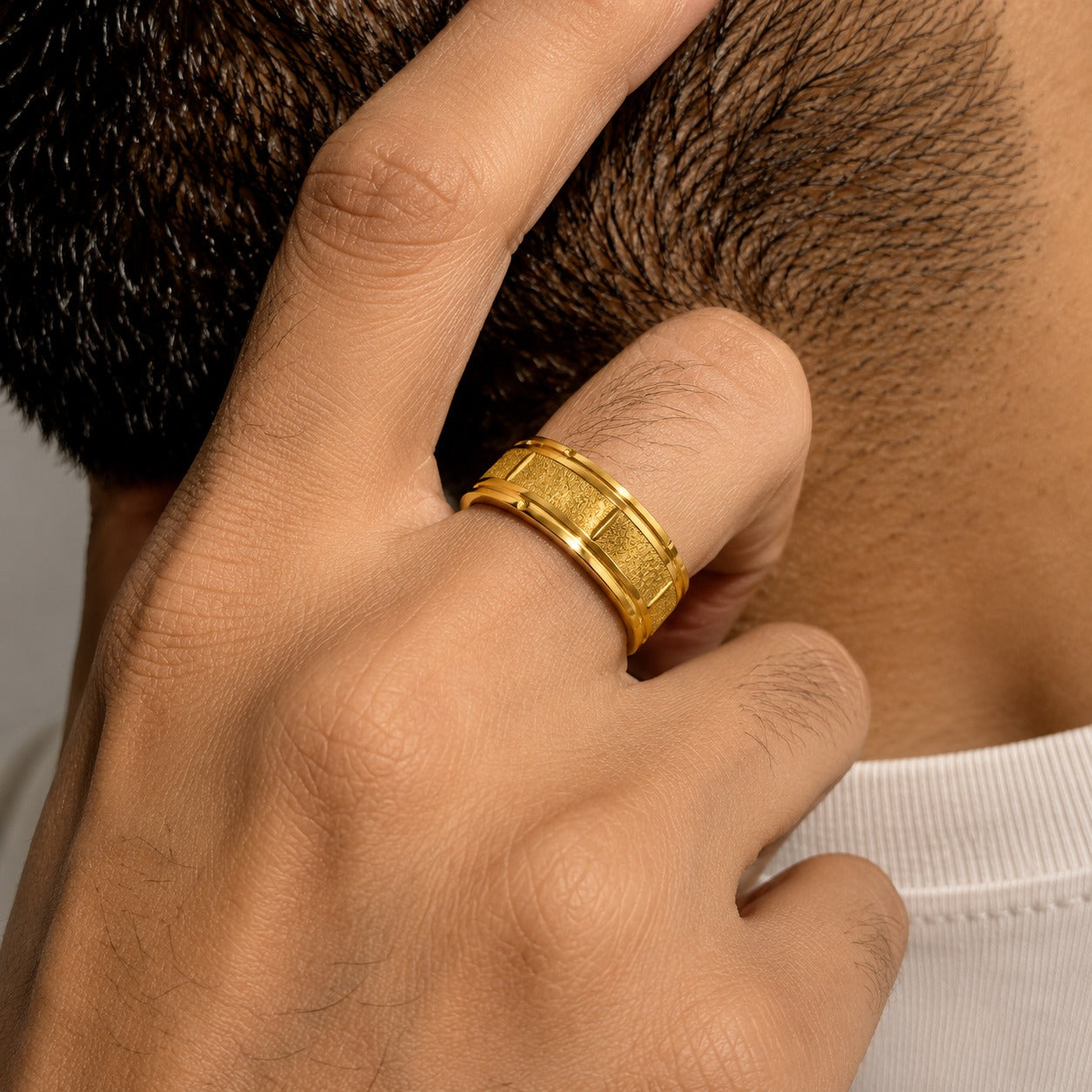Men - Golden Majesty Textured Band Ring