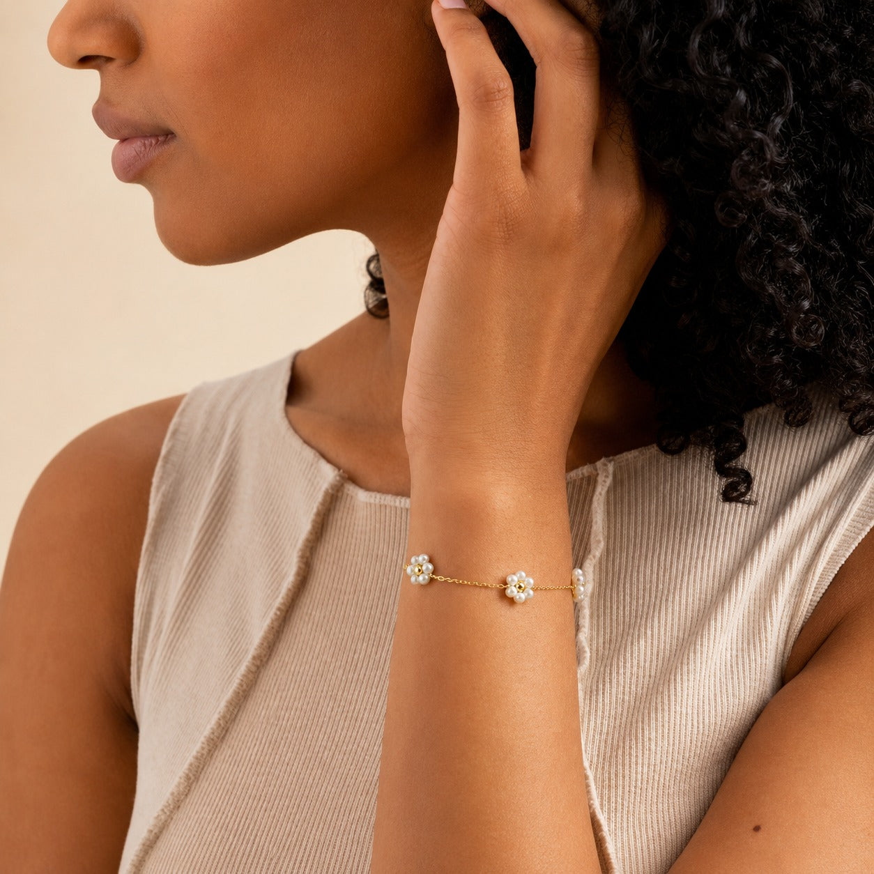 Golden Daisy Pearl Charm Bracelet