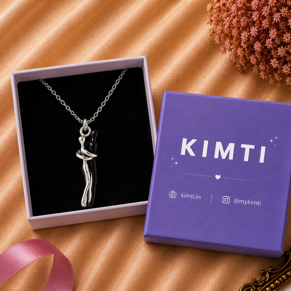 Hug Necklace (Valentine's Special)