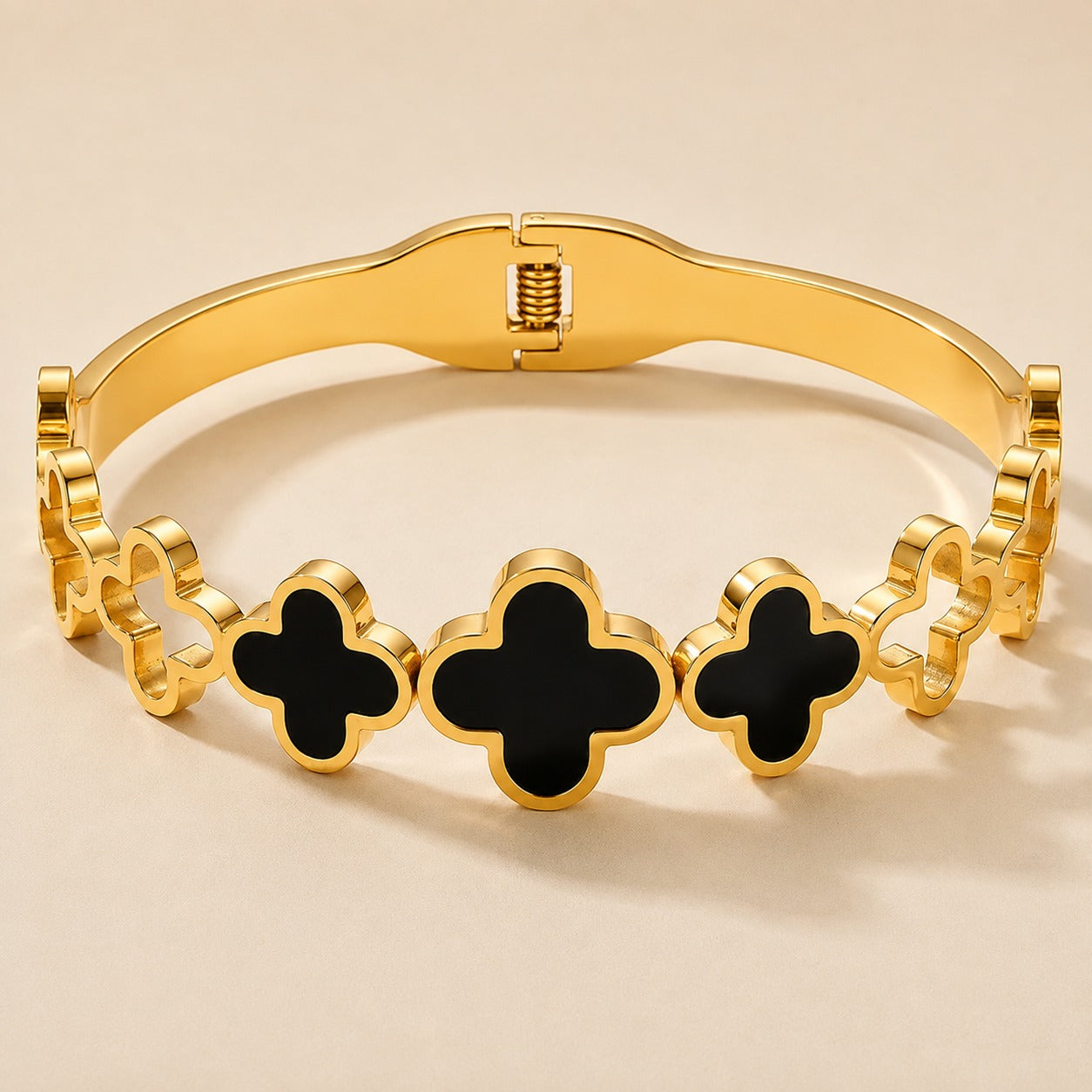 Royal Black Clover Bracelet
