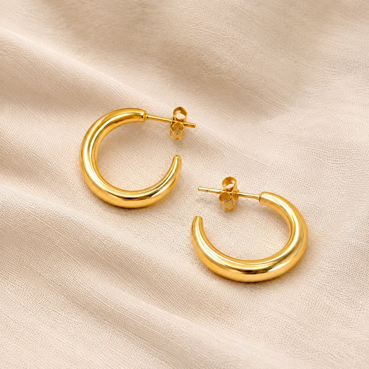 18K Gold Plated Cute Classic Chunky Hoop Anti Tarnish Earring