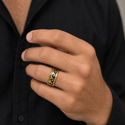 Men - Gold-Tone Black Wave Pattern Ring