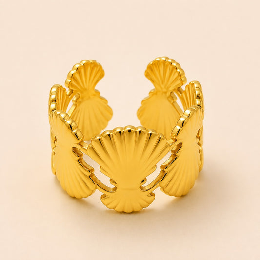 18K Gold Plated Glossy Petal Flower Ring