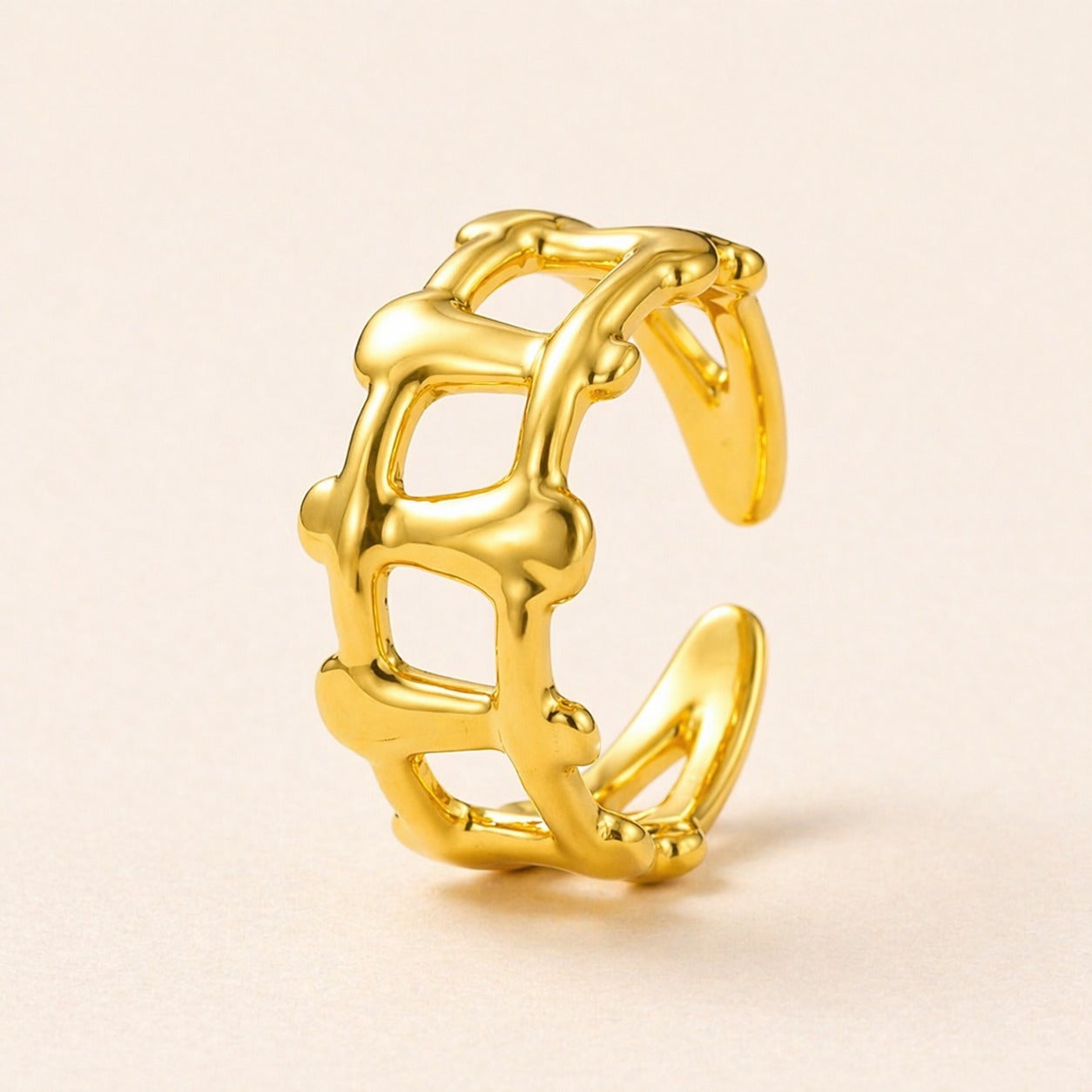 18k Gold Plated Lueur Twist Ring