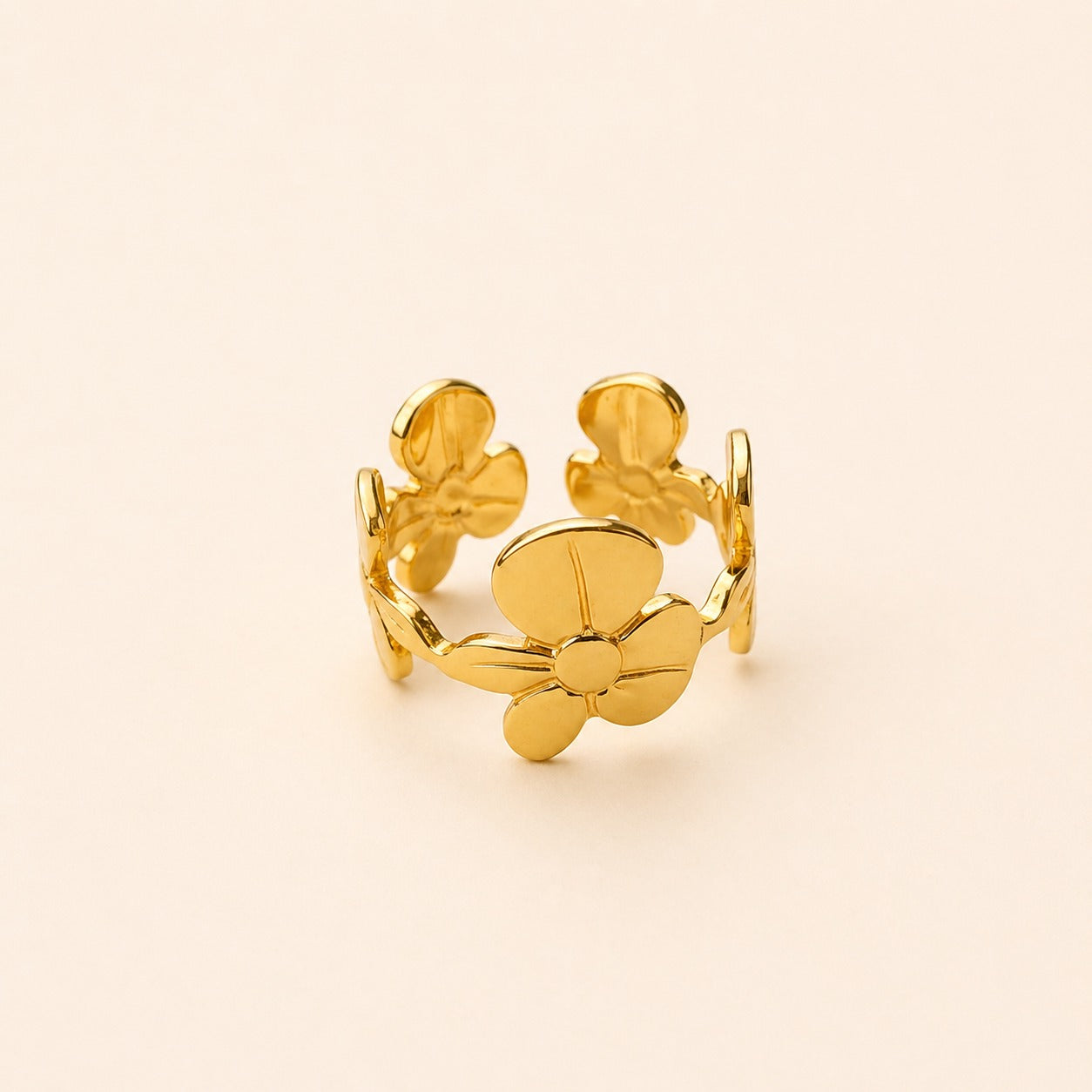 Golden Flower Fantasy Ring