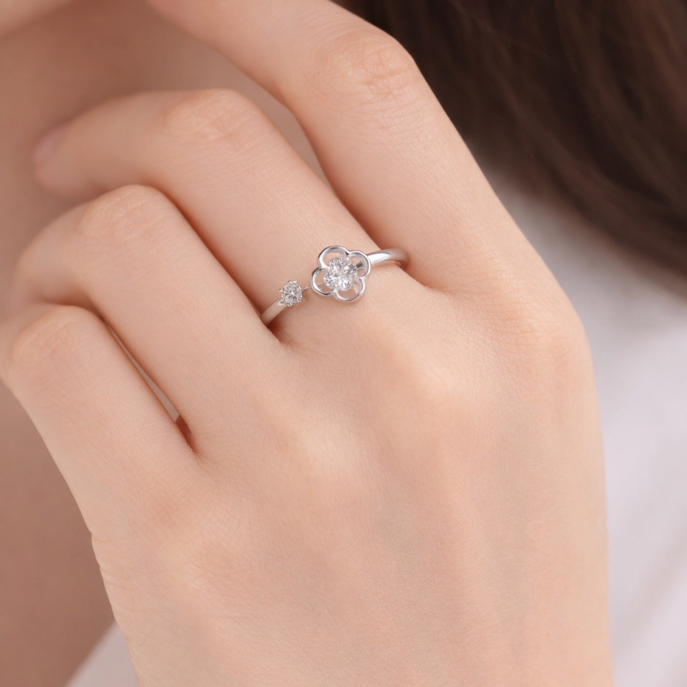 Sparkling Flower Adjustable Ring