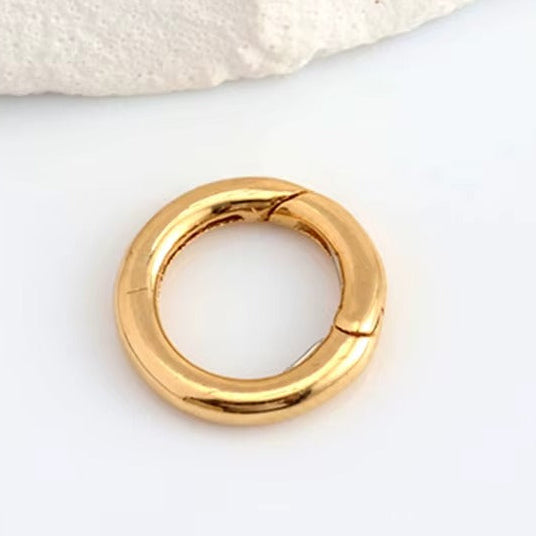Men-Gold Circular Hoop One Side Earring