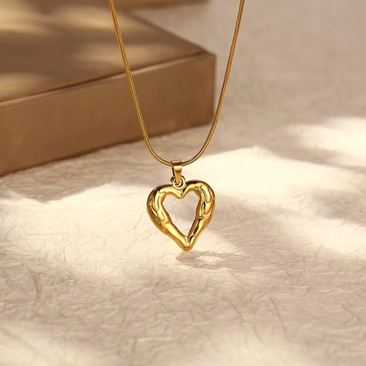 18k Gold Plated Hollow Heart Pendant Necklace
