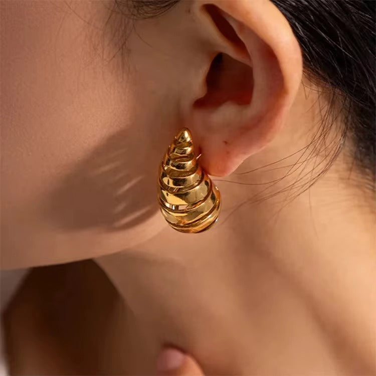 Water Drop Shaped Spiral Horn Stud Earrings