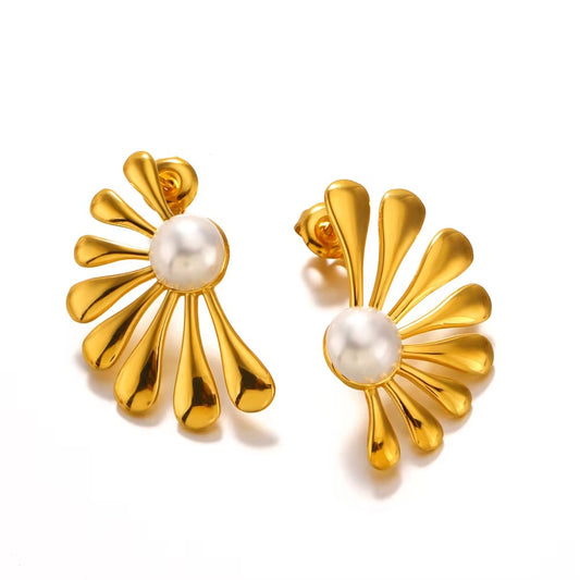 18K Gold Plated Trendy Flower Pearl Designer
