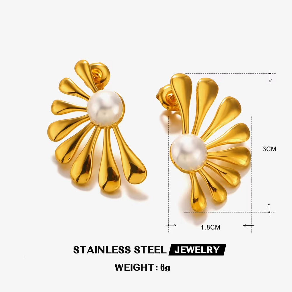 18K Gold Plated Trendy Flower Pearl Designer